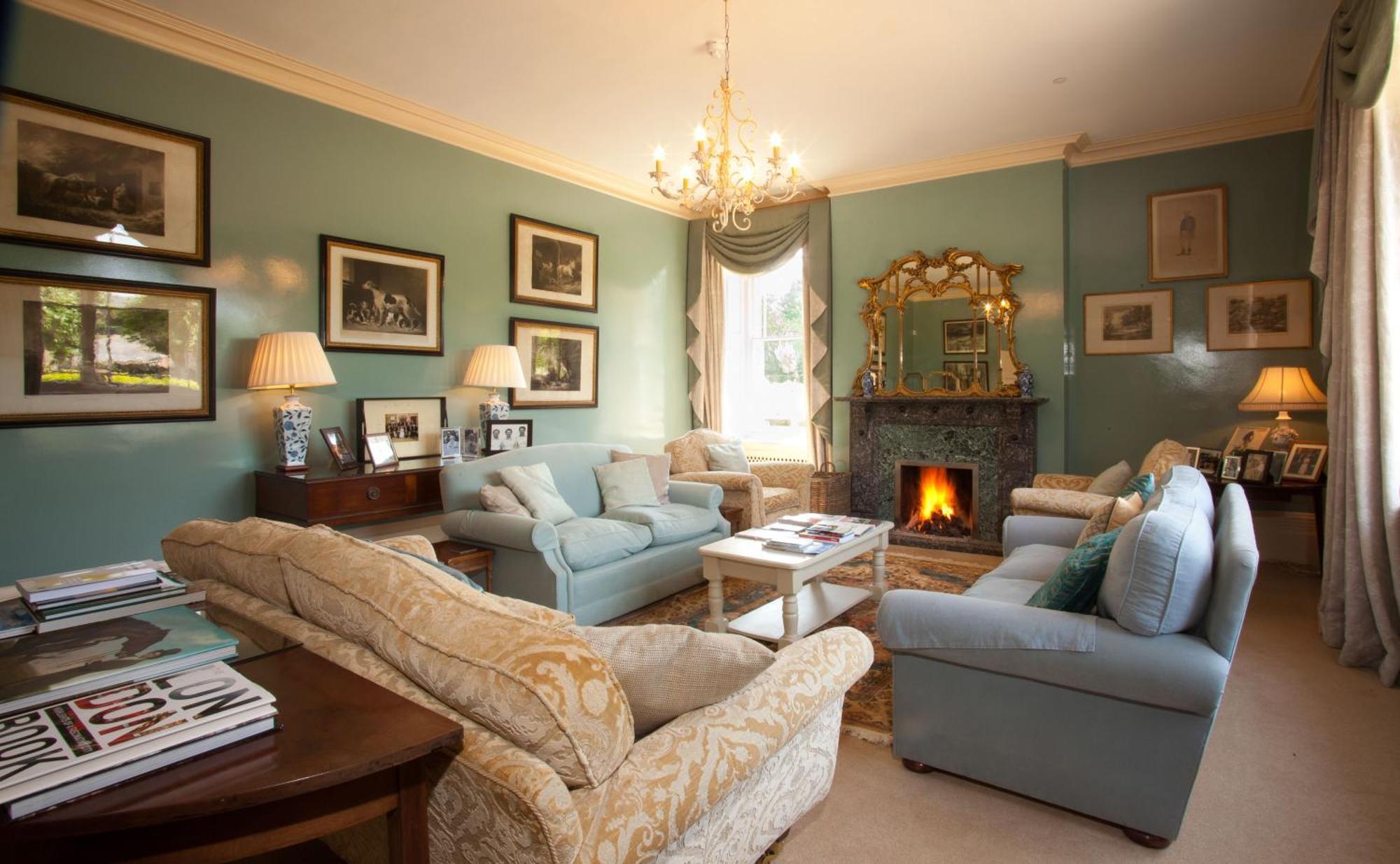 Overtown Manor Bed And Breakfast Swindon Exterior photo