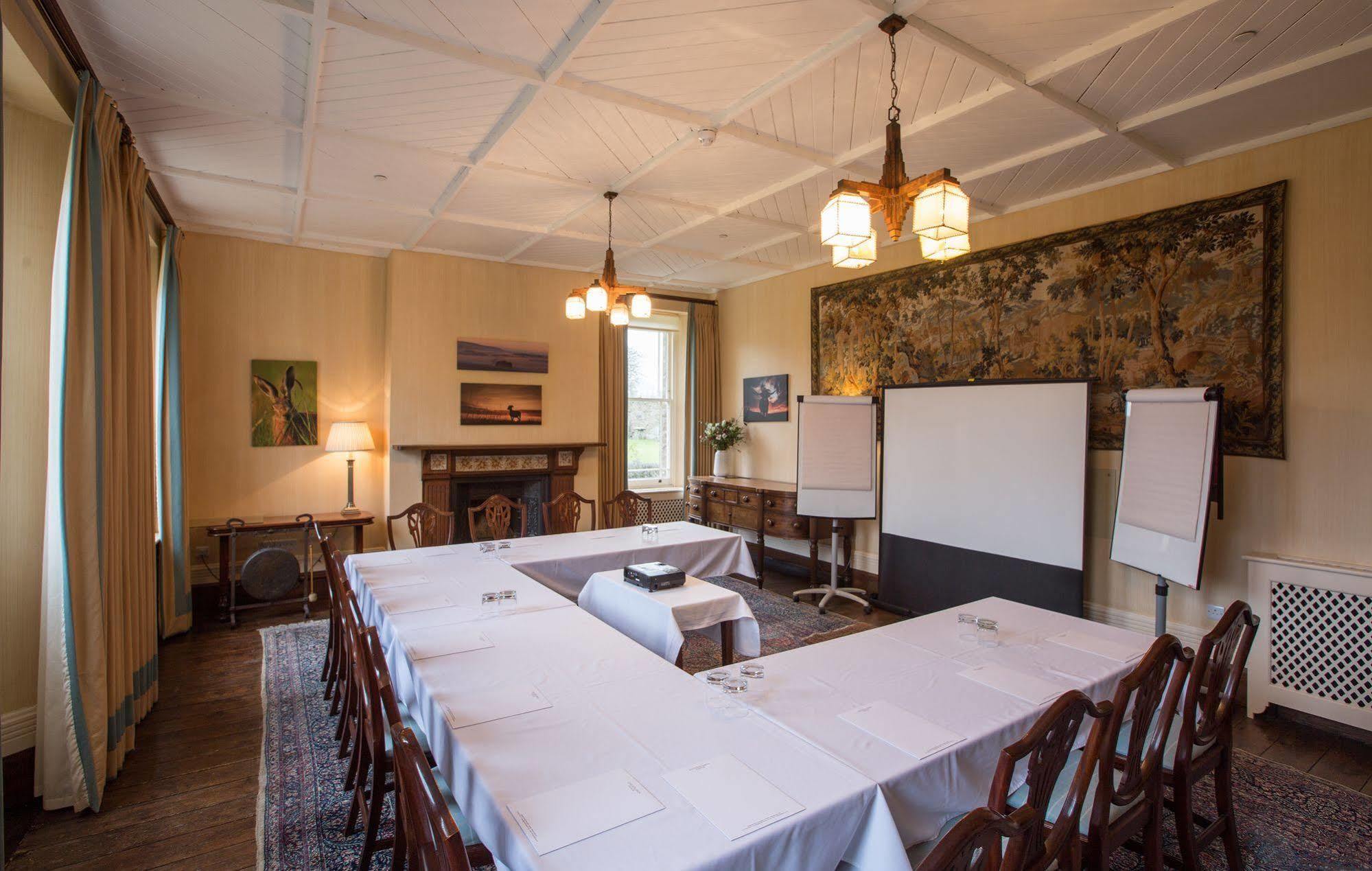 Overtown Manor Bed And Breakfast Swindon Exterior photo